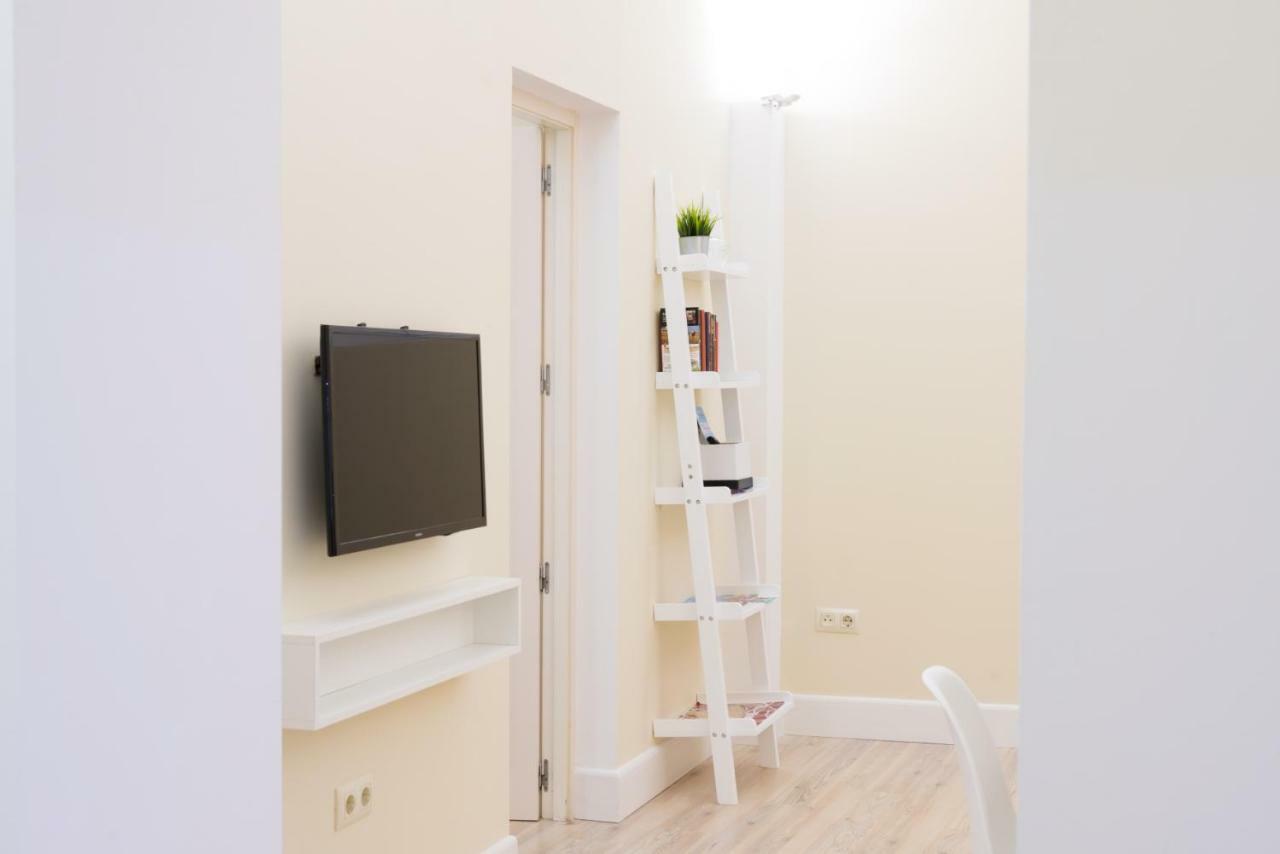 Adama Apartamento Turistico Caces Zewnętrze zdjęcie