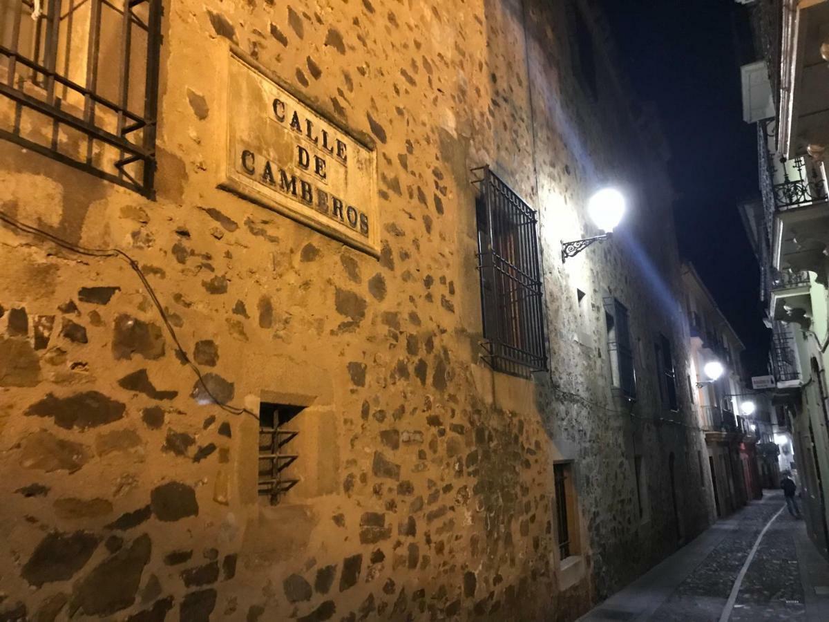 Adama Apartamento Turistico Caces Zewnętrze zdjęcie