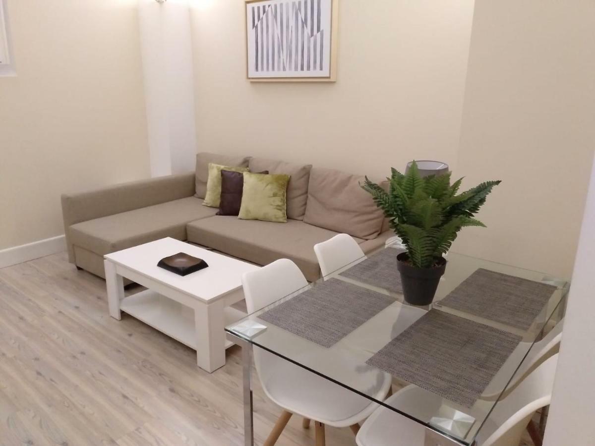 Adama Apartamento Turistico Caces Zewnętrze zdjęcie